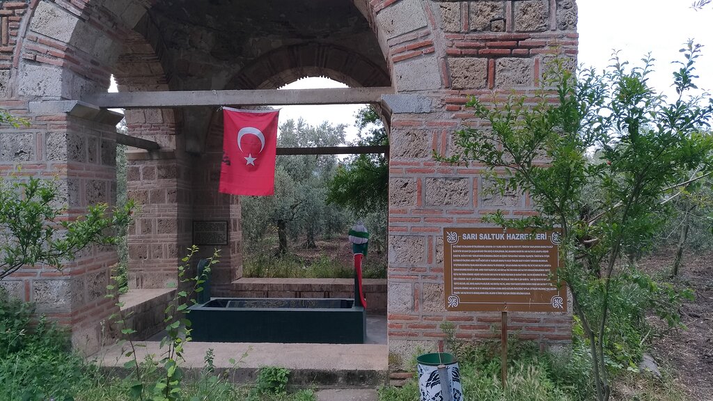 Sarı Saltuk Tomb Sarı Saltuk Tomb